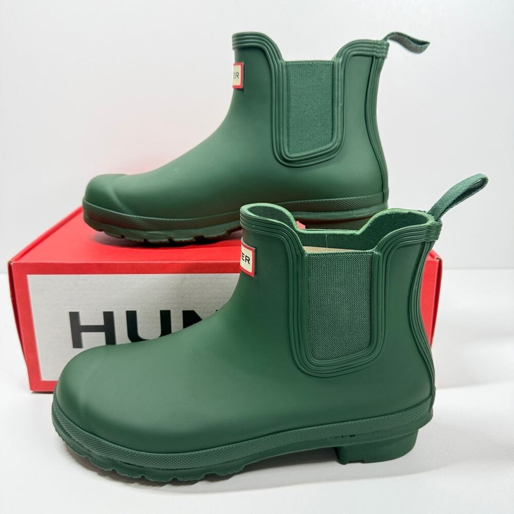 NIB• Women's Hunter Original Chelsea Green Boots Size: 8 - Picture 2 of 8